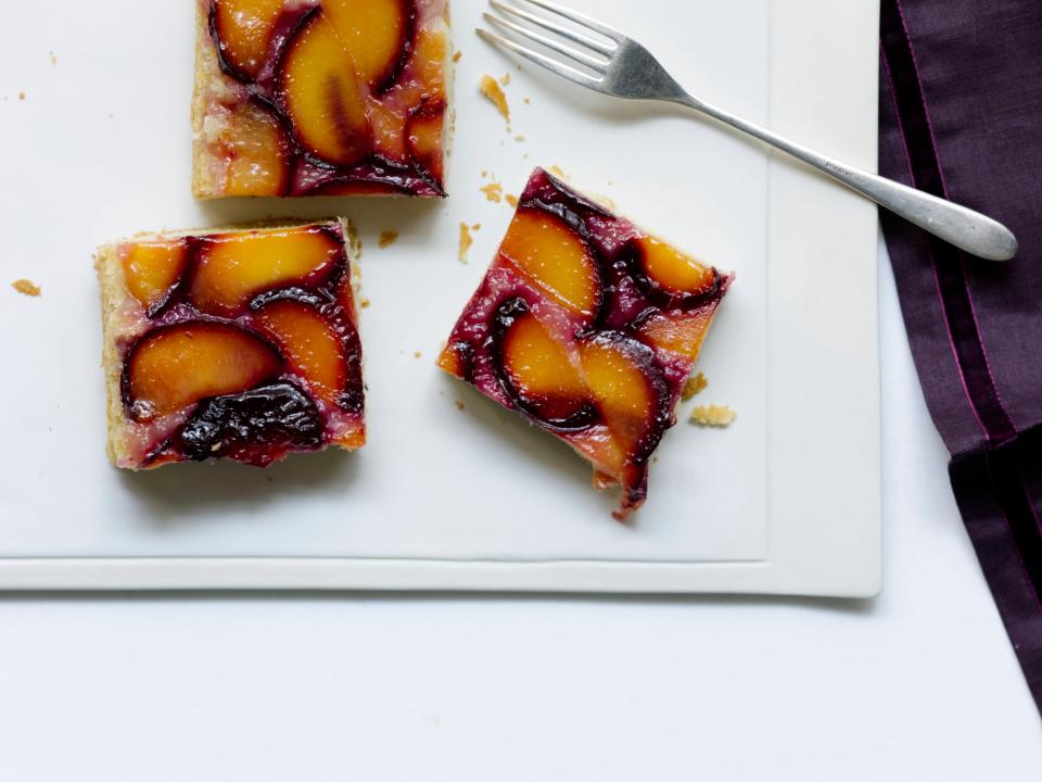 Plum Kuchen