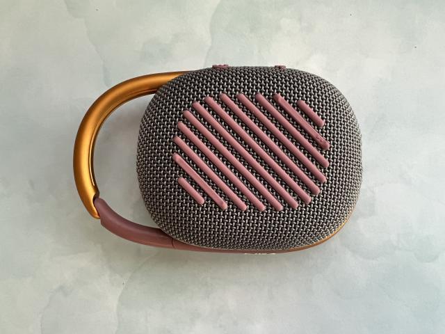 JBL Clip 4 ultra-portable waterproof Bluetooth speaker review - Is it good  or is it great? - The Gadgeteer