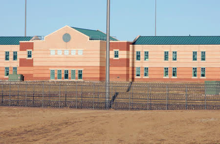 FILE PHOTO: The Federal Correctional Complex, including the Administrative Maximum Penitentiary or "Supermax" prison, is seen in Florence, Colorado February 21,2007. Supermax houses terrorists and the most violent inmates. REUTERS/Rick Wilking/File Photo