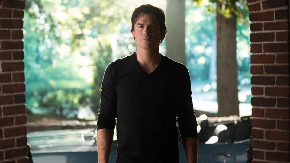 ‘vampire Diaries Series Finale Creator Julie Plec On Nina Dobrevs