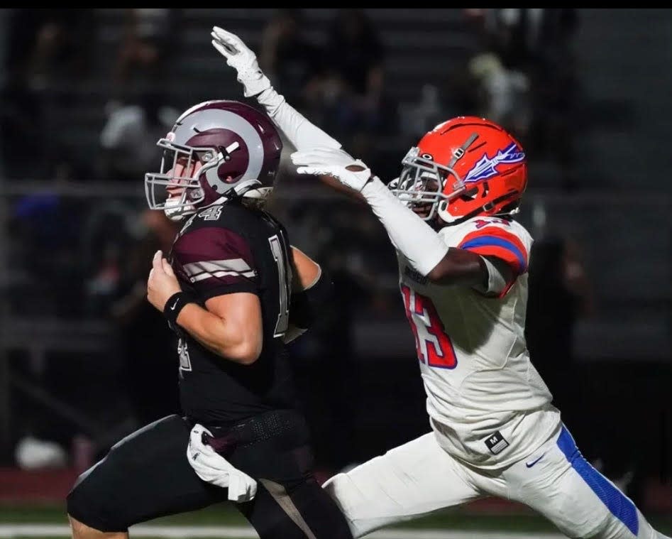 With Southeast defensive back Ryan Simmons hot on his trail, Riverview's Anthony Miller scores one of his two receiving touchdowns in Friday's 54-0 victory over the Seminoles. The sophomore transfer from Venice also threw a touchdown.