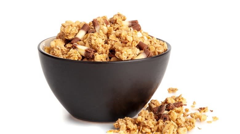 granola in bowl