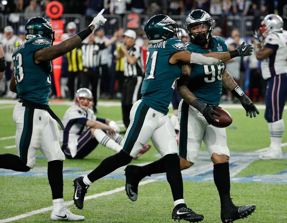 <p>Philadelphia Eagles’ Derek Barnett (96) celebrates after recovering a fumble by New England Patriots’ Tom Brady, sitting, during the second half of the NFL Super Bowl 52 football game Sunday, Feb. 4, 2018, in Minneapolis. (AP Photo/Matt York) </p>