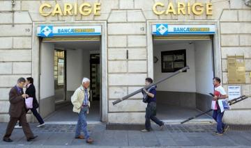 Una filiale di Banca Carige REUTERS/Alessandro Garofalo