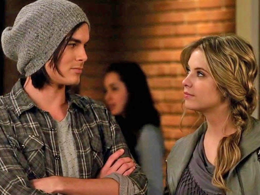 Pretty Little Liars Caleb and Hanna