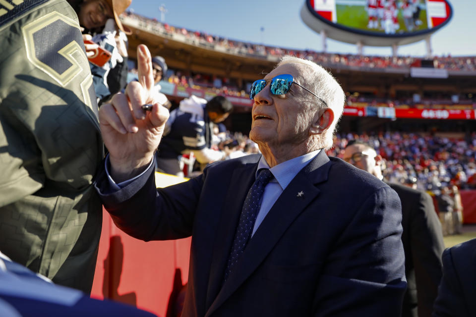 KANSAS CITY, MO - NOVEMBER 21: Jerry Jones, owner of the Dallas Cowboys, signs autographs for fans prior to the game between the Kansas City Chiefs and the Dallas Cowboys at Arrowhead Stadium on November 21, 2021 in Kansas City, Missouri. (Photo by David Eulitt/Getty Images)
