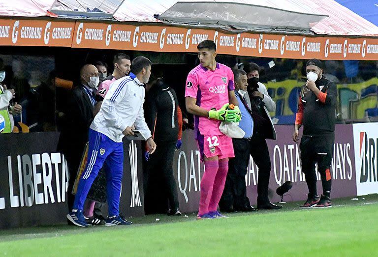 Leandro Brey tuvo su bautismo profesional en Boca el 12 de abril de 2022, cuando reemplazó a Agustín Rossi -lesionado en un aductor- en el entretiempo del triunfo 2 a 0 sobre Always Ready, por la Copa Libertadores