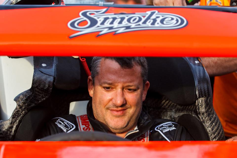 Tony Stewart readies his sprint car prior to racing on May 27, 2017.