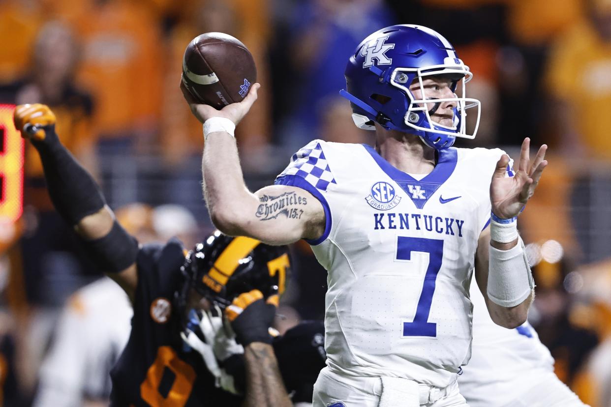 Kentucky quarterback Will Levis (7) looks to throw to a receiver during the first half of an NCAA college football game against Tennessee, Saturday, Oct. 29, 2022, in Knoxville, Tenn. (AP Photo/Wade Payne)