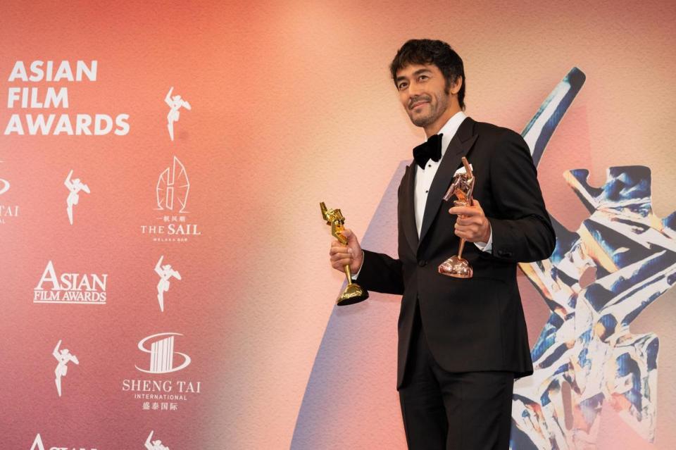 阿部寬獲得卓越亞洲電影人大獎，他也特地為典禮準備英文致詞。（亞洲電影大獎提供）