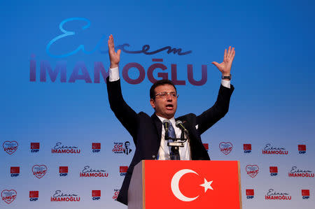 Ekrem Imamoglu, main opposition Republican People's Party (CHP) Istanbul mayoral candidate, speaks during his campaign coordination meeting in Istanbul, Turkey, May 22, 2019. REUTERS/Murad Sezer
