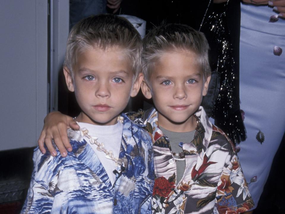Cole and Dylan Sprouse in 1999.