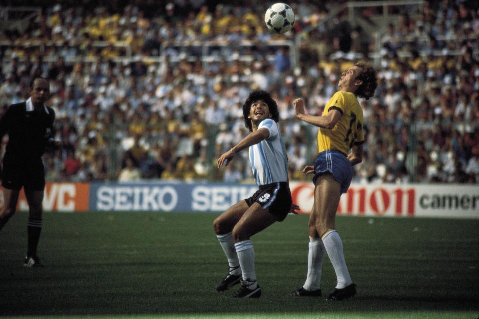 Diego Maradona contra Brasil en 1982 / Foto: Getty Images