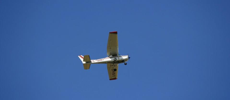 L'avion de tourisme s'est écrasé samedi 21 mai, selon les pompiers.
