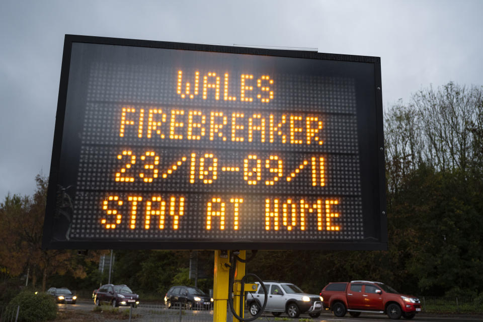 CARDIFF, WALES - OCTOBER 21: A sign warns of the Wales "firebreaker" lockdown which starts on October 23 and ends on November 9 on October 21, 2020 in Cardiff, Wales. Wales will go into a national lockdown from Friday until November 9. People will be told to stay at home and pubs, restaurants, hotels and non-essential shops must shut. Primary schools will reopen after the half-term break, but only Years 7 and 8 in secondary schools can return at that time under new "firebreak" rules. Gatherings indoors and outdoors with people not in your household will also be banned. (Photo by Matthew Horwood/Getty Images)