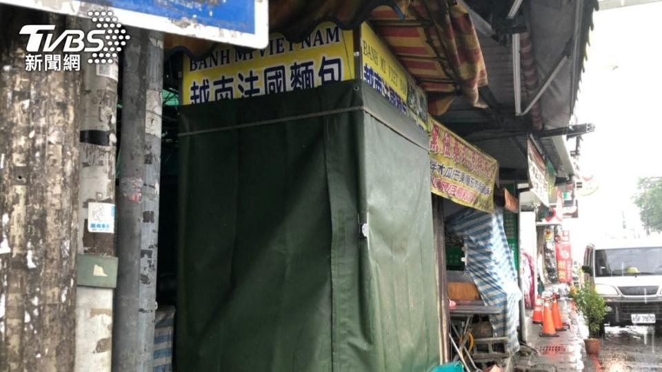 位在忠貞市場的法國越南麵包攤相當知名。（圖／TVBS）