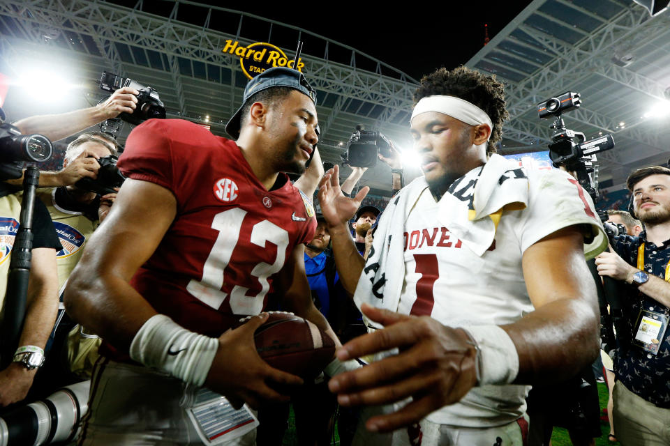 Kyler Murray, right, of Oklahoma congratulates Tua Tagovailoa of Alabama after the Crimson Tide defeated the Sooners 45-34 to win the College Football Playoff semifinal. (Getty)