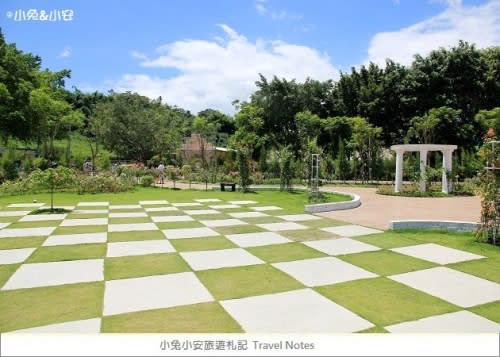 『古坑』蘿莎玫瑰山莊，咖啡原鄉中的浪漫玫瑰花園～