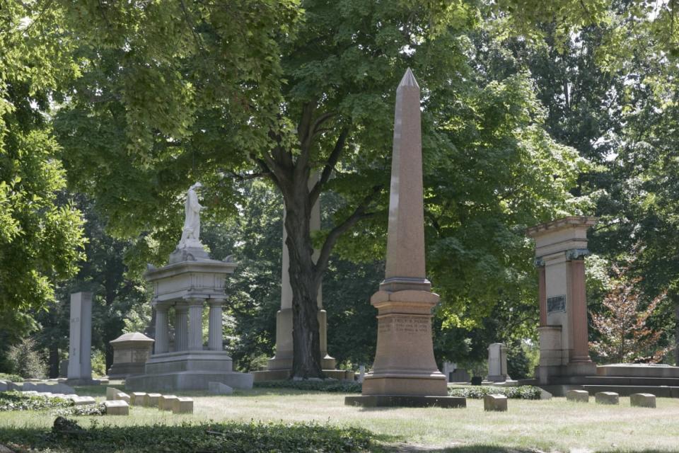 <div class="inline-image__caption">Lake View Cemetery, memorial gravestones.</div> <div class="inline-image__credit">Jeff Greenberg/Getty</div>