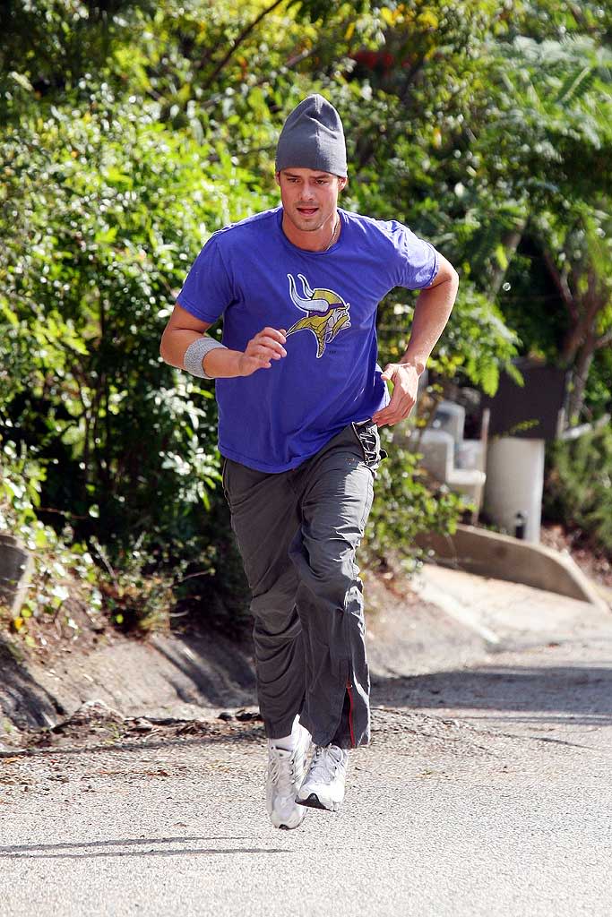 Duhamel Josh Jogging