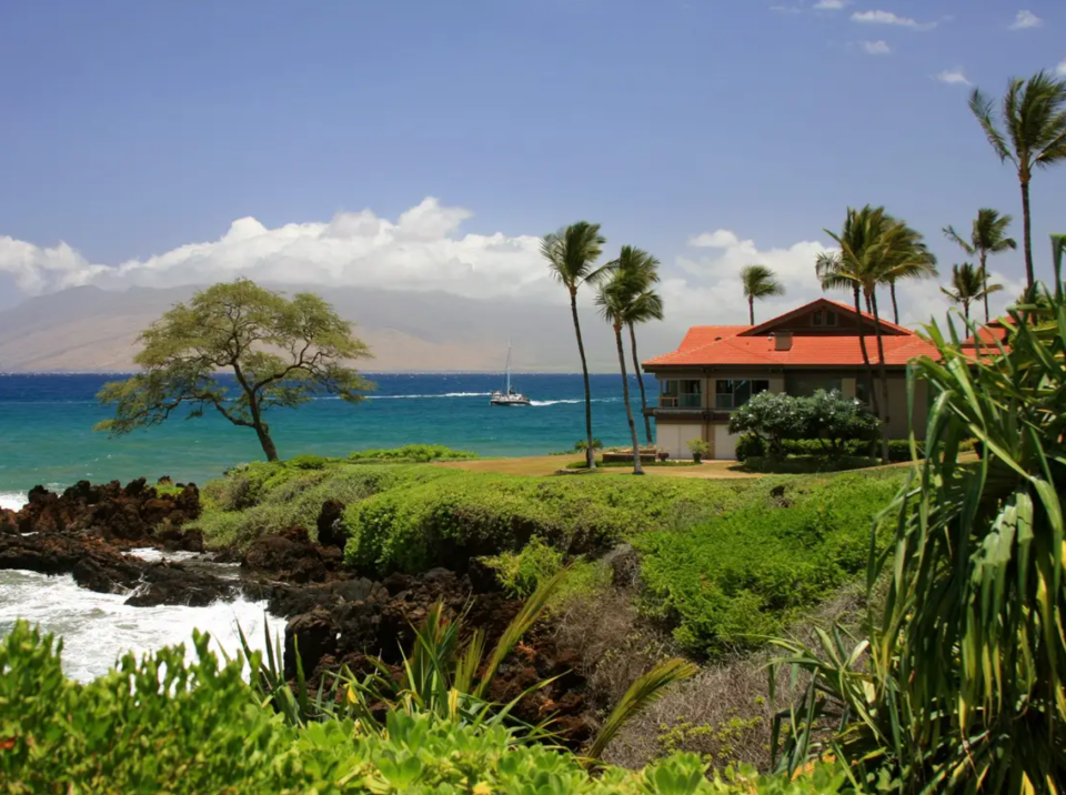 Ein Haus, wenn auch nicht das von Jeff Bezoz, auf Maui, Hawaii. - Copyright: ejs9/Getty Images