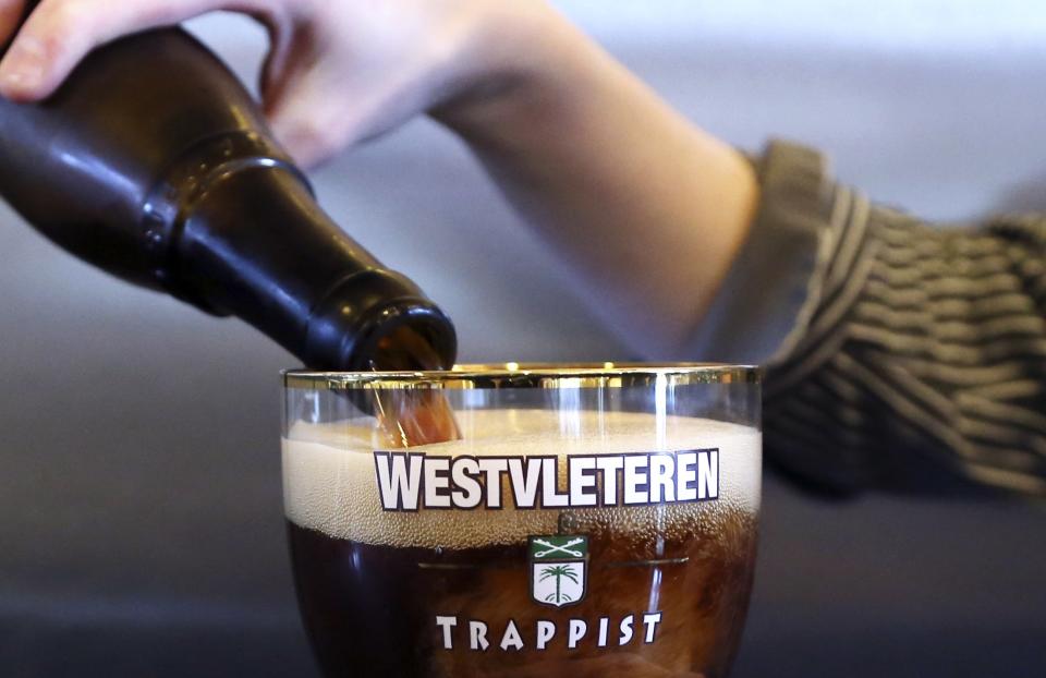 Las cervezas de Westvleteren son consideradas por los expertos como unas de las mejores del mundo. De hecho, uno de sus modalidades ha recibido varios premios que así lo acreditan. REUTERS/Francois Lenoir