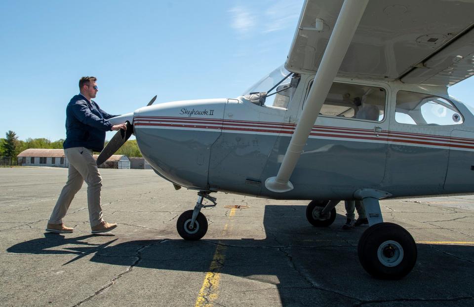 The plane that crashed was a Cessna 172 Skyhawk, similar to the one in this file photo.