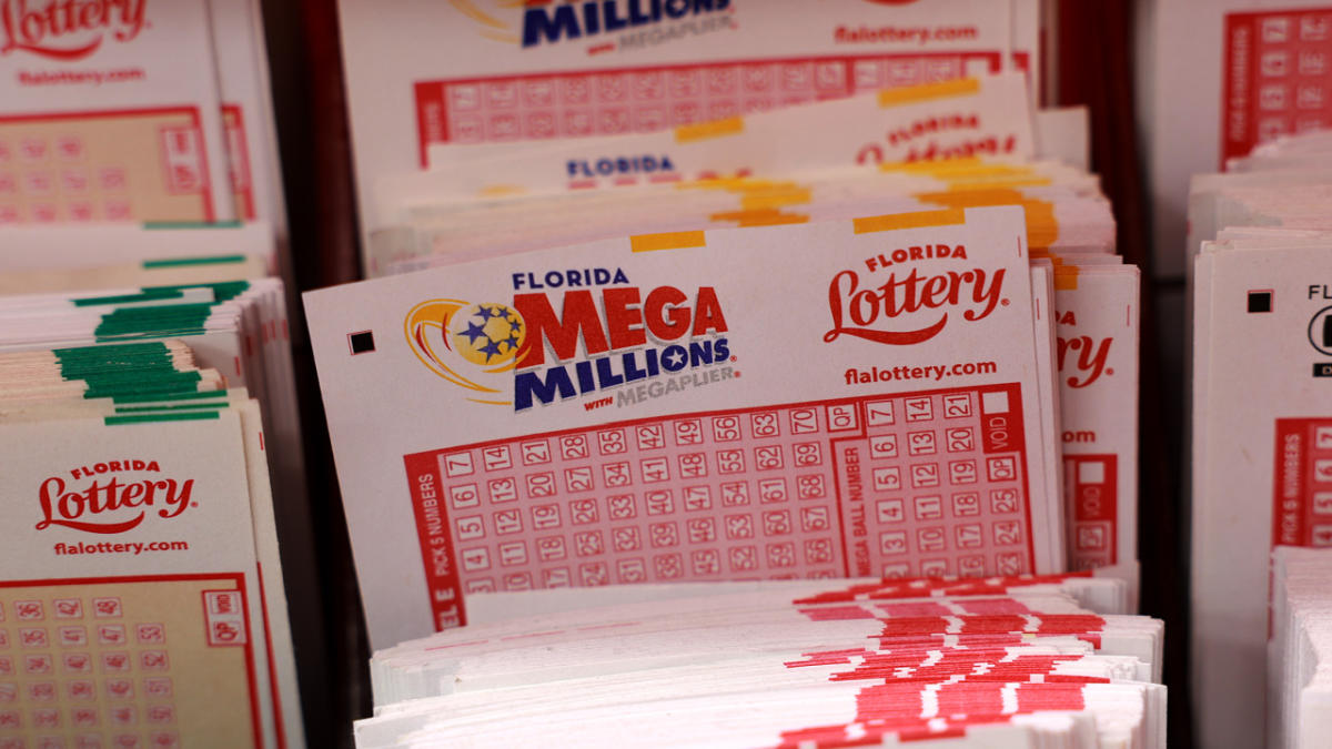 Разкрита е самоличността на победителя от Mega Millions във Флорида, който спечели историческия джакпот от 1,6 милиарда долара