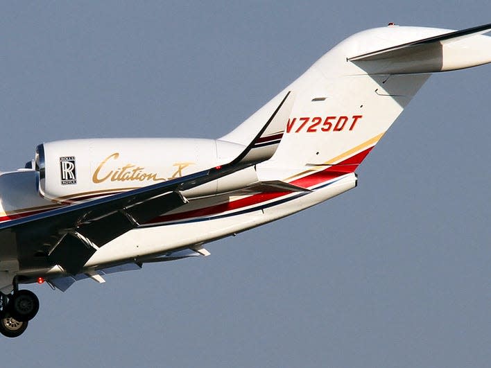 Donald Trump's Cessna Citation X landing in New York.