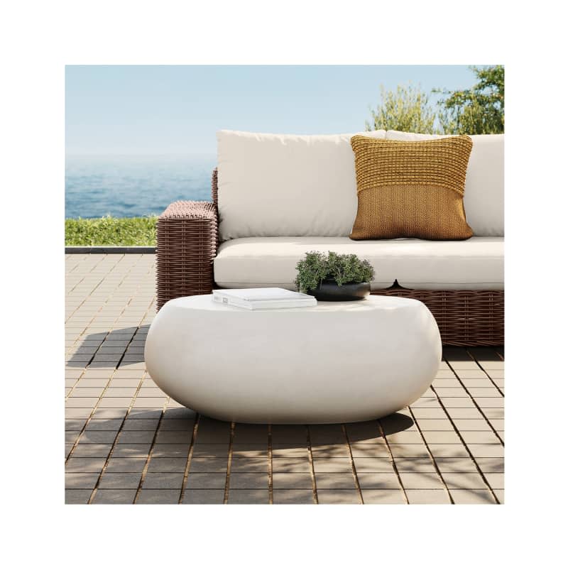 Pebble Indoor/Outdoor Oval Coffee Table