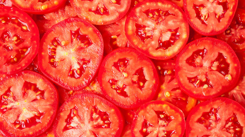 red tomato slices 