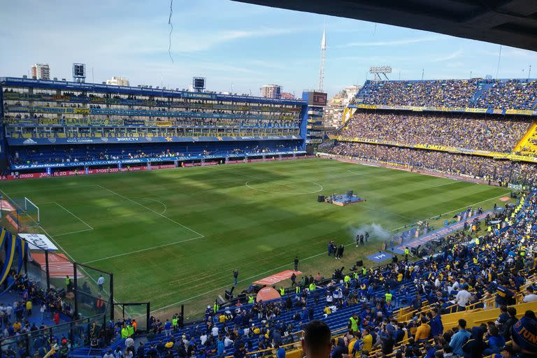 La Bombonera se va poblando, en la previa de la gran despedida a Juan Román Riquelme