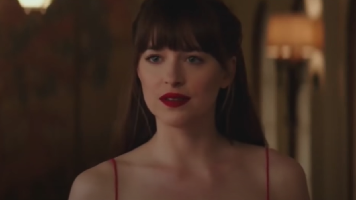  Dakota Johnson in 50 Shades of Grey. 