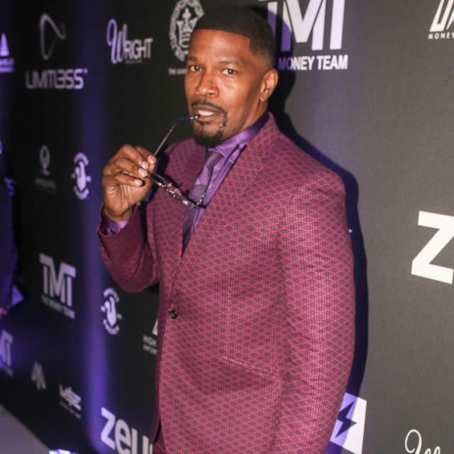 Jamie Foxx Remains in Chicago Rehab Facility After Health Scare