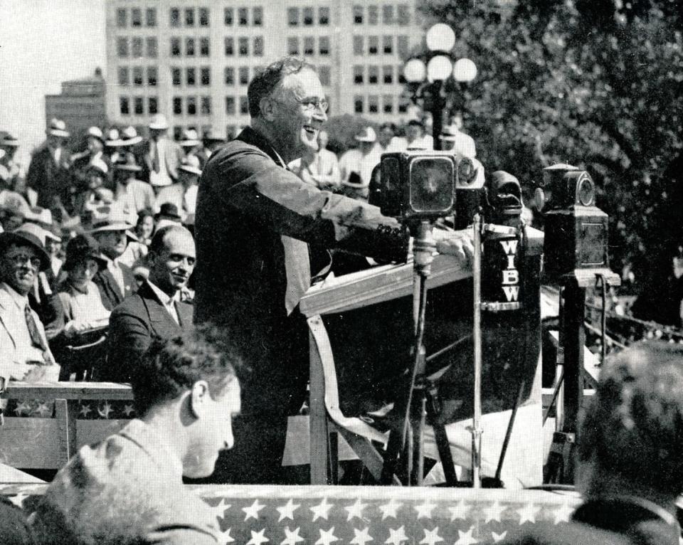 <div class="inline-image__caption"><p>President Franklin D. Roosevelt addresses American farmers about how the New Deal would work for them, while on the campaign trail in 1932, Topeka, Kansas.</p></div> <div class="inline-image__credit">Universal History Archive/Getty Images</div>