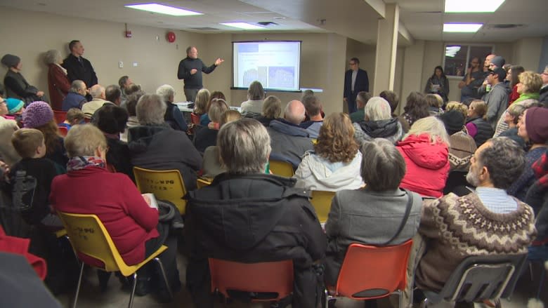 South Osborne neighbours pack meeting on boarded-up Rubin Block