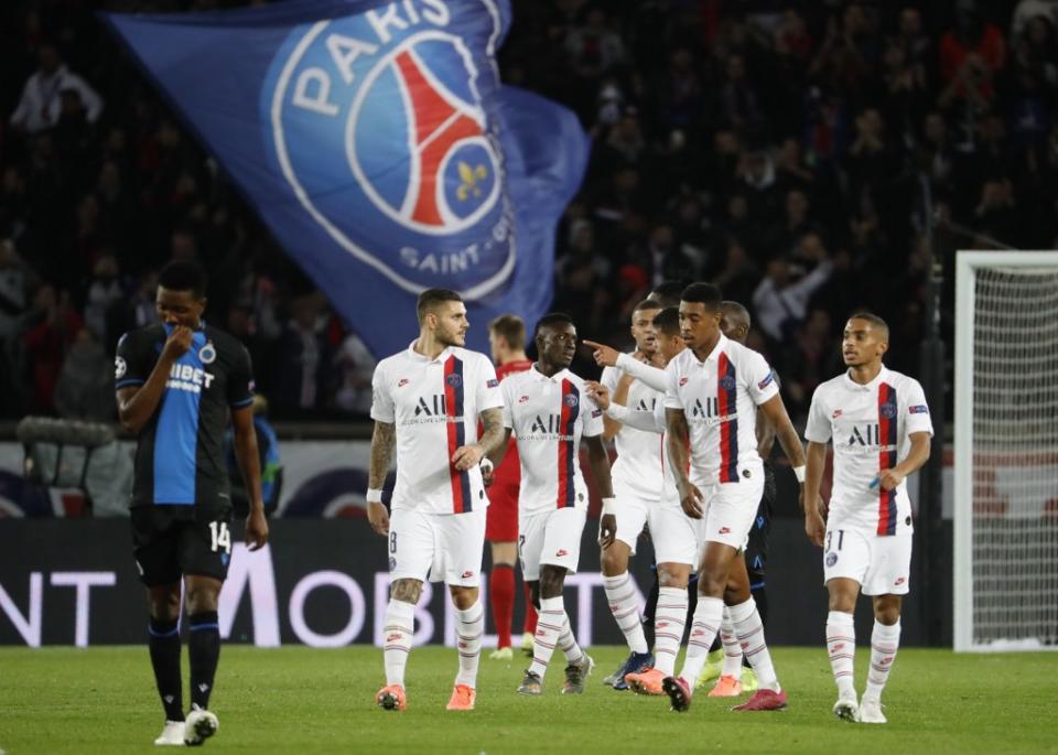 C'est la pause au Parc des Princes. On a assisté à une première période quasi-identique de celle du match aller. Le PSG domine légèrement, Bruges se procure de nombreuses situations chaudes et le score est de 1 à 0, grâce à un but d'Icardi. Comment va se dérouler la deuxième période ? Le PSG va-t-il se réveiller ? Le Club Bruges va-t-il inscrire un but ? Réponses dans les 45 prochaines minutes. (crédit AFP)