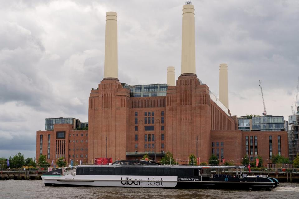 The new clipper at Battersea Power Station (UBTC)