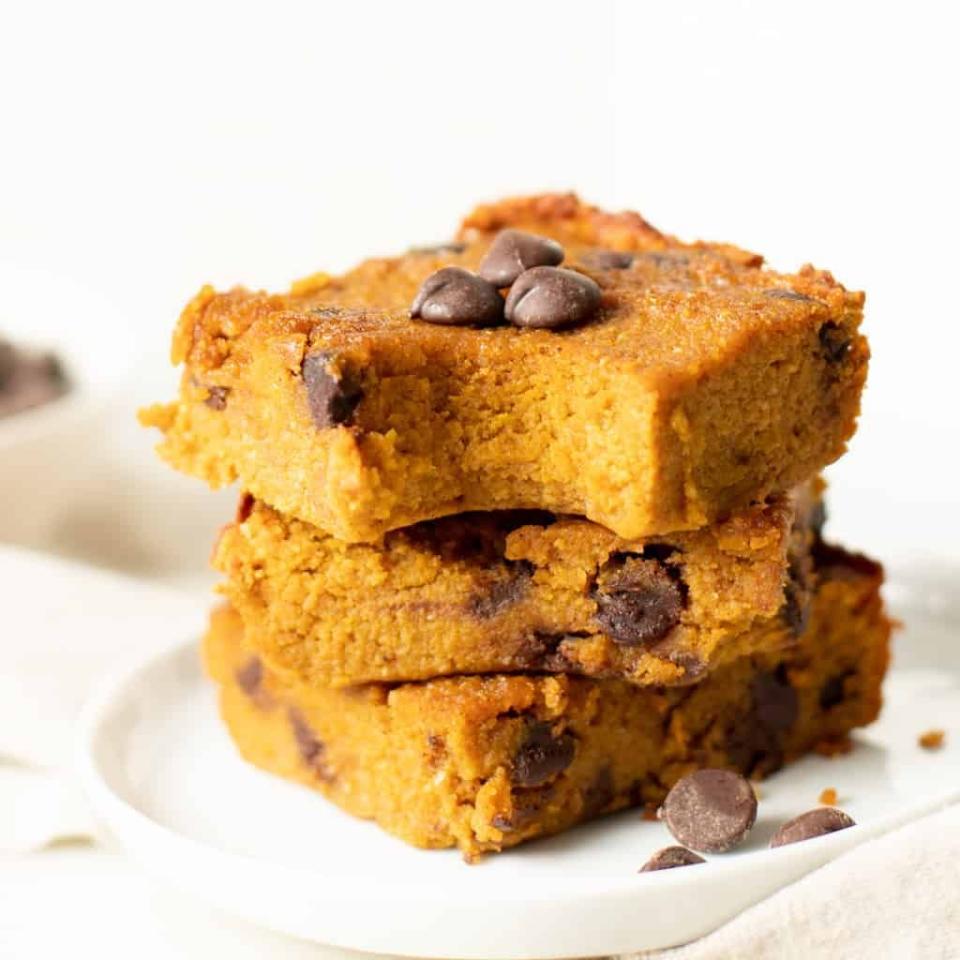 Healthy Pumpkin Pie Bars