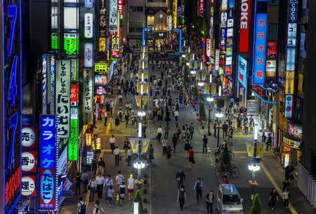 FILE PHOTO: An overview shows Shinjuku's nightlife district of Kabukicho in Tokyo, August 27, 2015. REUTERS/Thomas Peter/File Photo