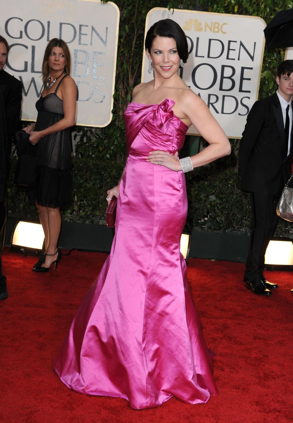 <em>Parenthood</em>'s Lauren Graham stood out in hot pink. 