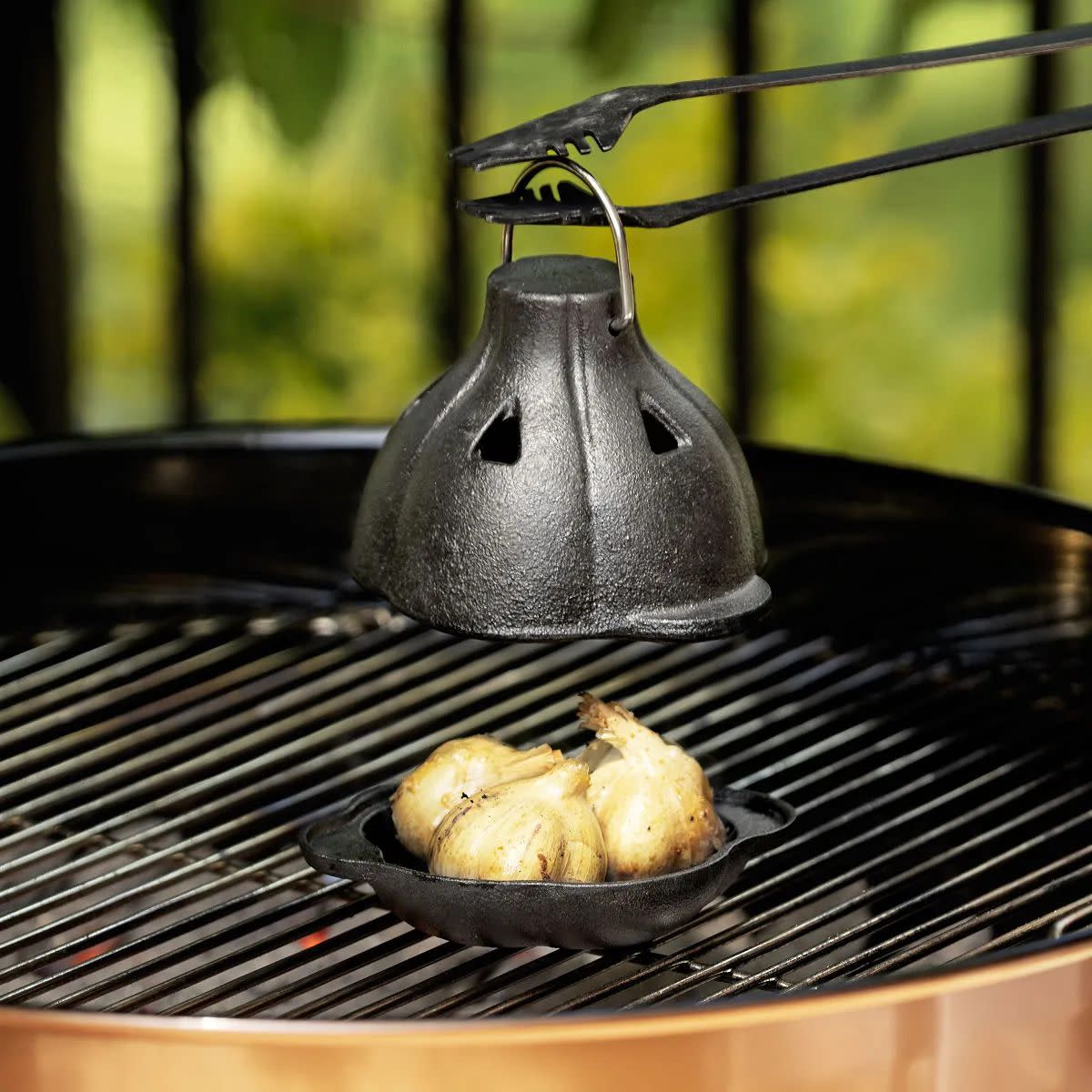 Cast Iron Garlic Roaster