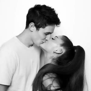 Inside Ariana Grande Fiance Dalton Gomezs Summer Wedding Plans