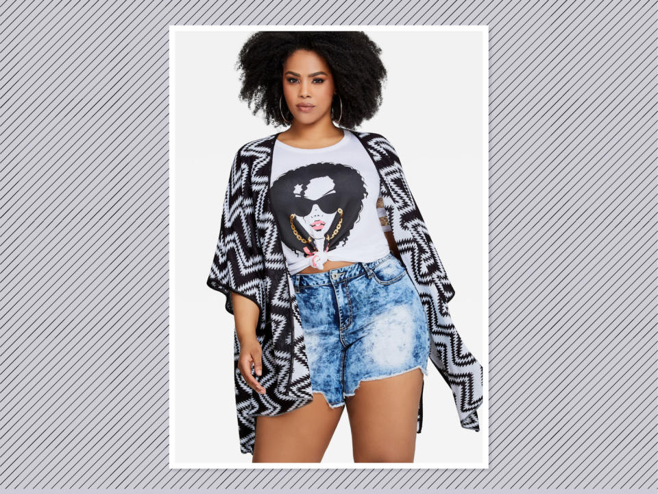 <p>Oversized Chevron Drape Cardigan, $40 (on sale $28), <a rel="nofollow noopener" href="https://www.ashleystewart.com/oversized-chevron-drape-cardigan/042-DS65214X.html?dwvar_042-DS65214X_color=0010#start=60&cgid=new" target="_blank" data-ylk="slk:Ashley Stewart;elm:context_link;itc:0;sec:content-canvas" class="link ">Ashley Stewart</a> (Photo: Ashley Stewart) </p>