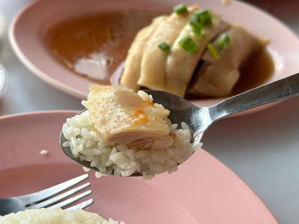 Tian Xiang Chicken Rice - Aromatic rice with chicken