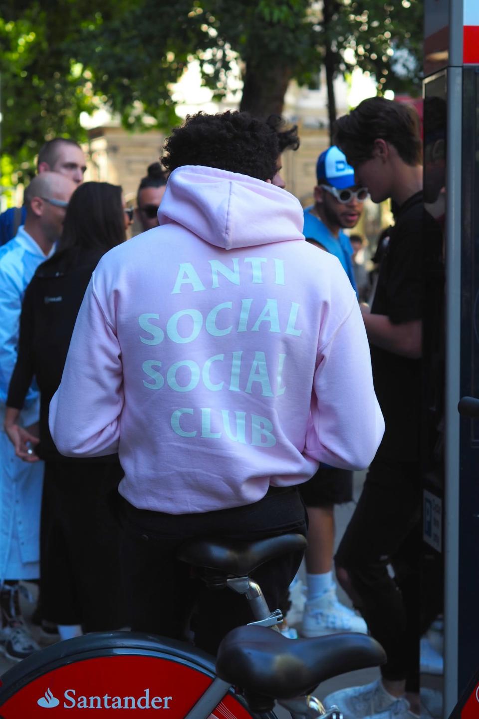 <p>Because a millennial pink hoodie is a must. [Photo: Yahoo Style UK/Sabrina Carder] </p>