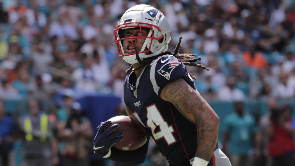 New England Patriots cornerback Stephon Gilmore (24) had a fantastic season. (AP Photo/Lynne Sladky)