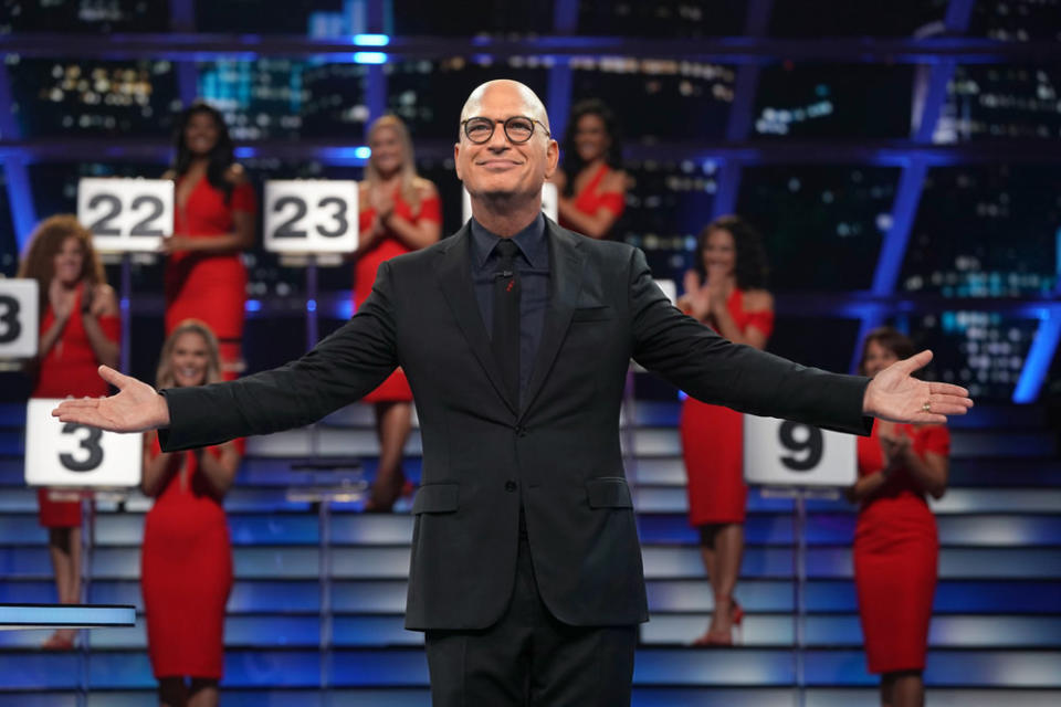 Howie Mandel and the briefcase models of Deal or No Deal