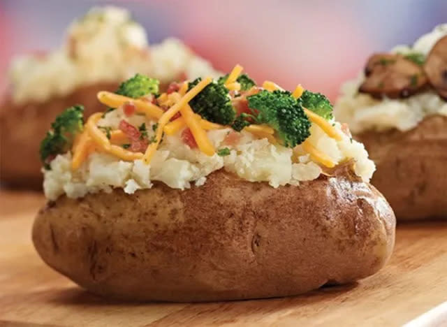 ruby tuesday loaded baked potato