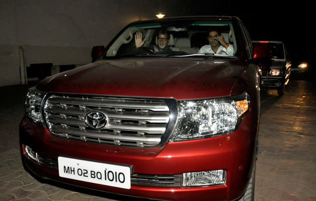 An outing just for dad and son - Amitabh with Abhishek on their Toyota